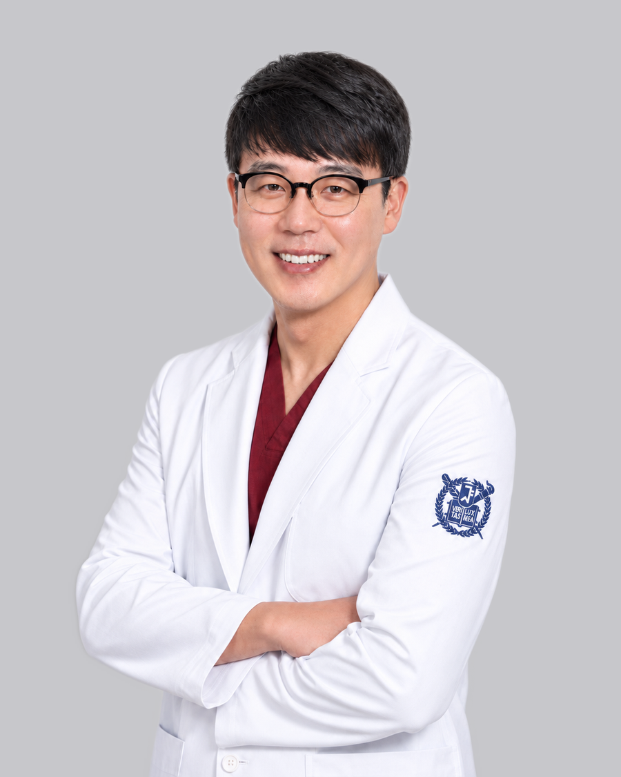 오승훈 대표원장 — 보건복지부 인증 통합치의학과 전문의